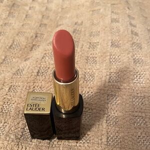 Estee Lauder Lipstick in Intense Nude